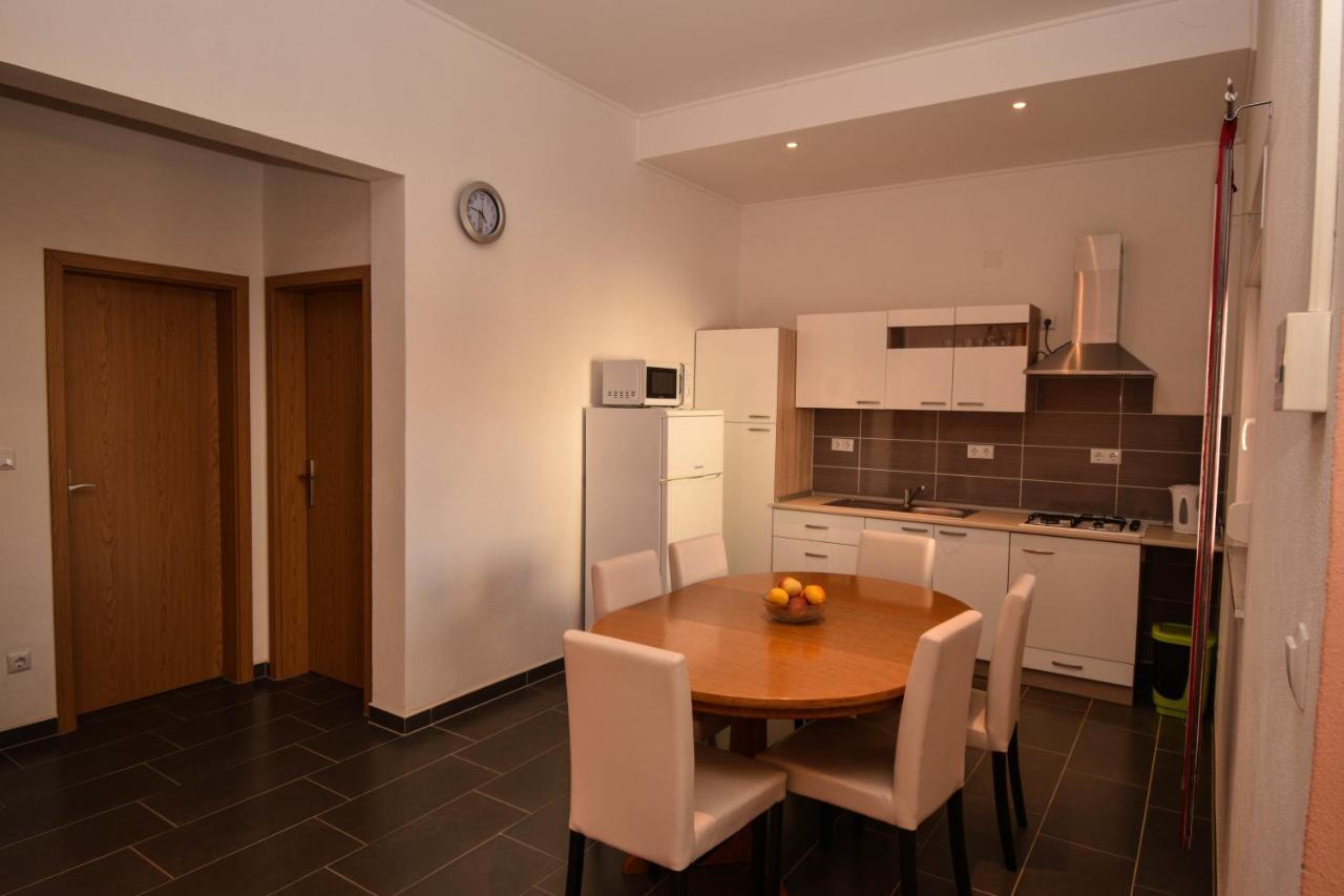 Apartmani Lukic Вир Екстериор снимка
