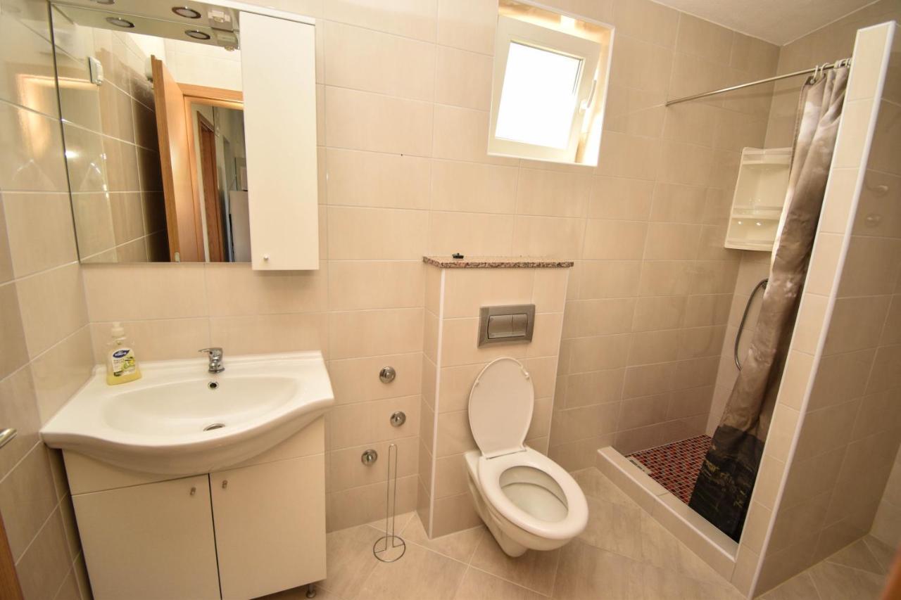 Apartmani Lukic Вир Екстериор снимка